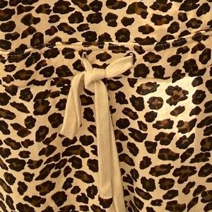 Z SUPPLY shirt overalls,  leopard print,  Women’s size medium,  pockets